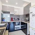 Le Panorama, Vue Exceptionnelle A 2 Pas De La Gare Apartament